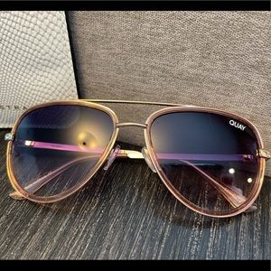 NEW Quay ALL IN MINI  SO CUTE!!! Rose color with ombré lenses!!